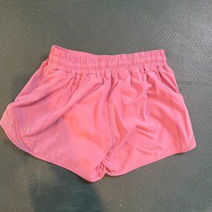 Lululemon Lavender Hottie Hot 4 inch